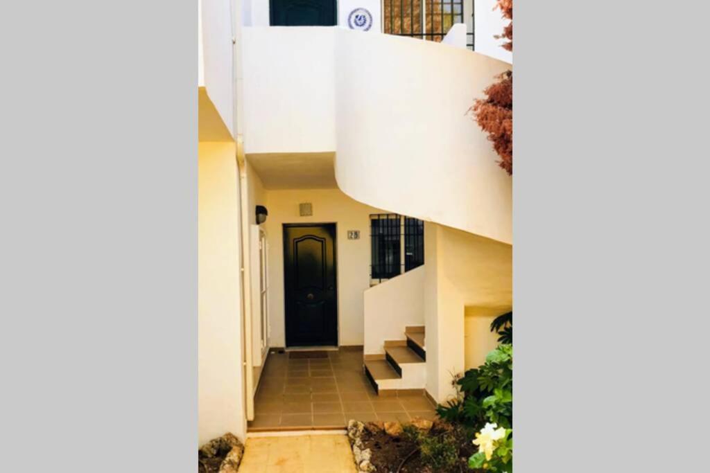 Nueva Andalucia Golf, Sun & Relax Holiday home